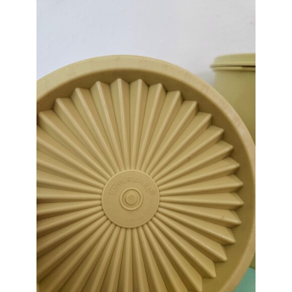 Yellow Servalier Tupperware Canisters with Gold Star Flower, Set of 2 - Picture 7 of 9